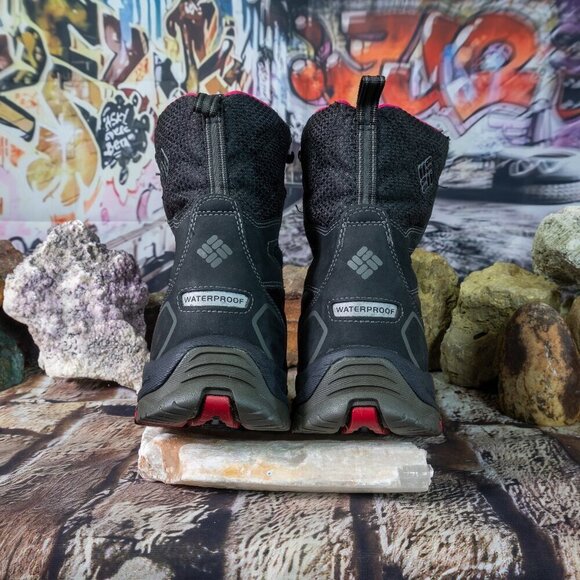 Columbia Black Waterproof Boots  sz 7 Womens - Picture 7 of 15